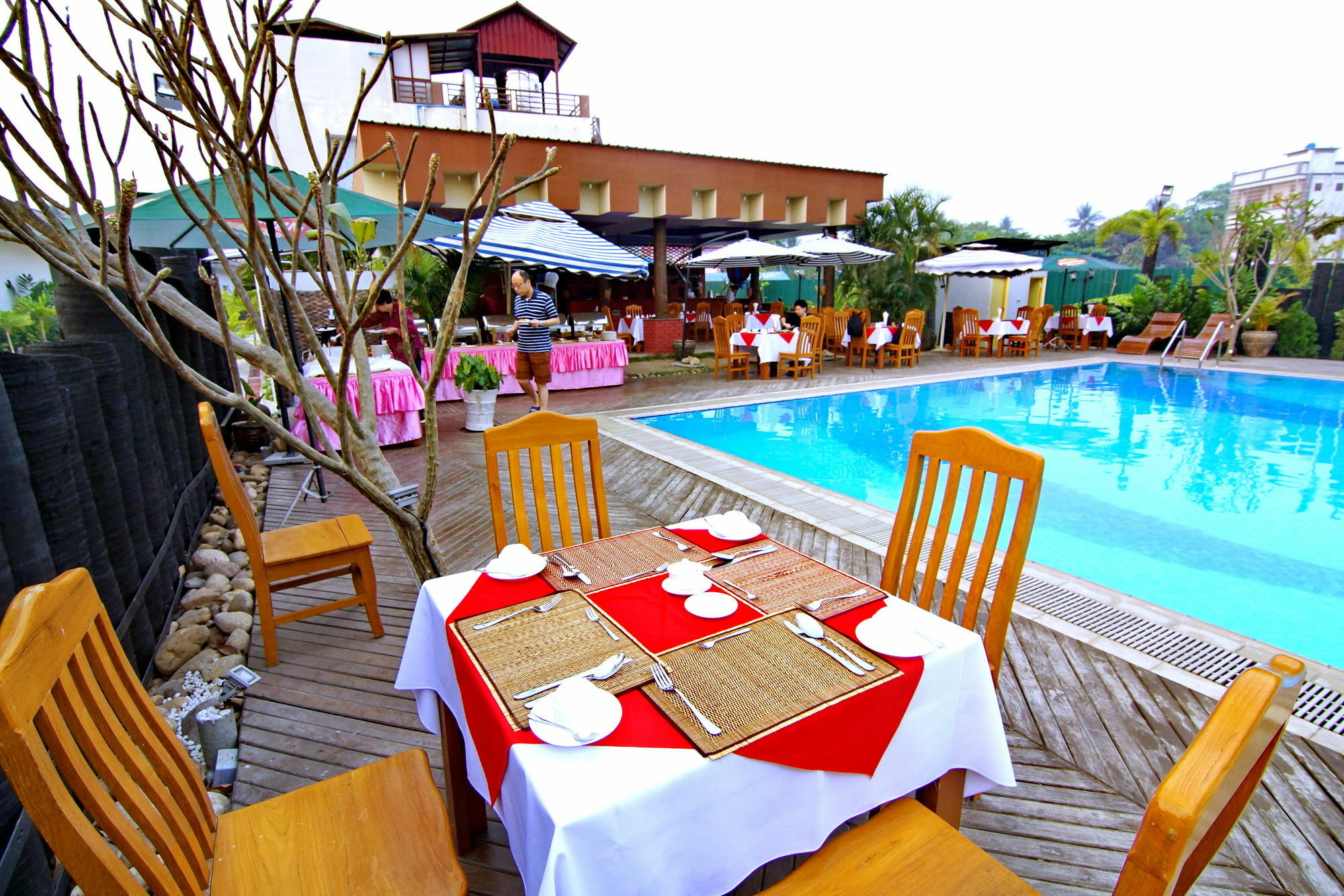Triumph Hotel Mandalaj Kültér fotó